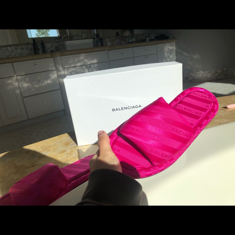 Balenciaga Pink Slides size 36
